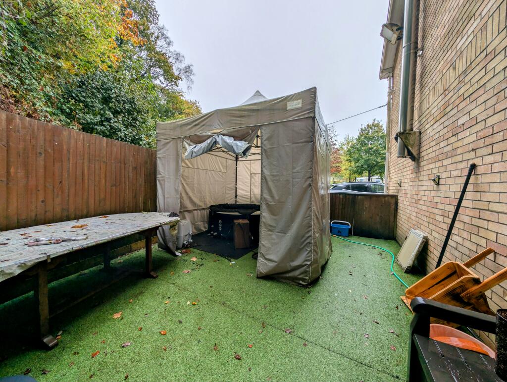 Additional property image - Windsor Court, Ynysybwl, CF37 3HX