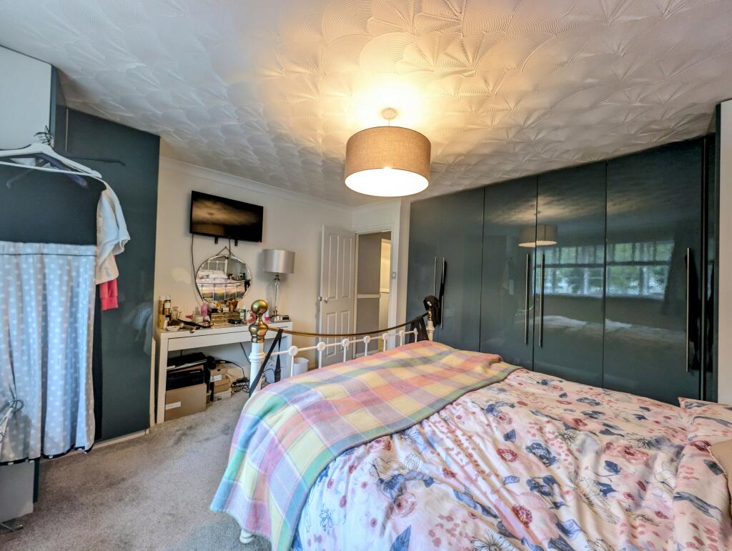 Additional property image - Windsor Court, Ynysybwl, CF37 3HX