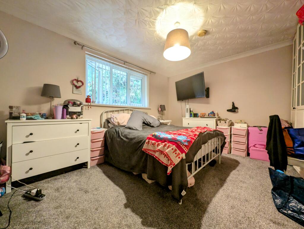 Additional property image - Windsor Court, Ynysybwl, CF37 3HX