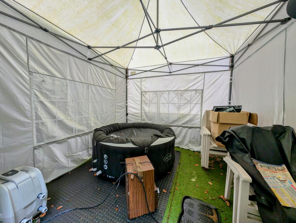 Additional property image - Windsor Court, Ynysybwl, CF37 3HX
