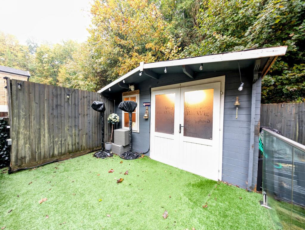 Additional property image - Windsor Court, Ynysybwl, CF37 3HX
