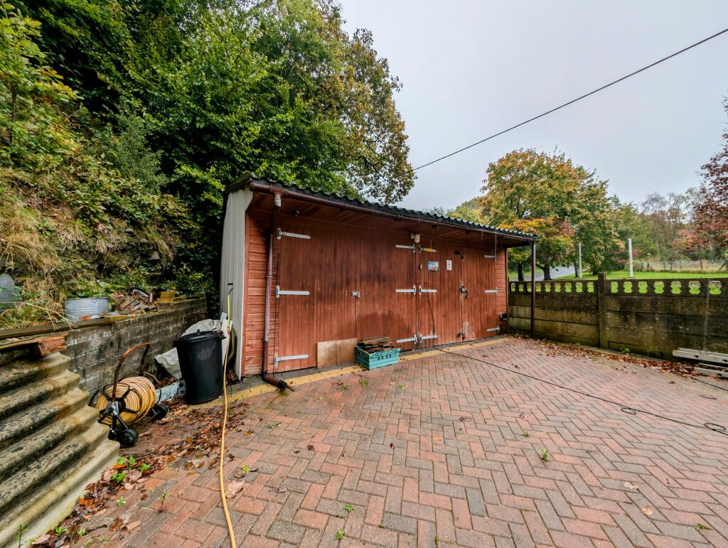 Additional property image - Windsor Court, Ynysybwl, CF37 3HX