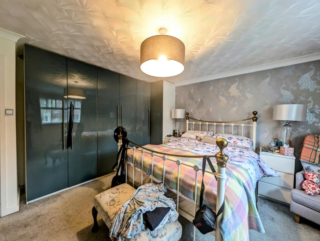 Additional property image - Windsor Court, Ynysybwl, CF37 3HX