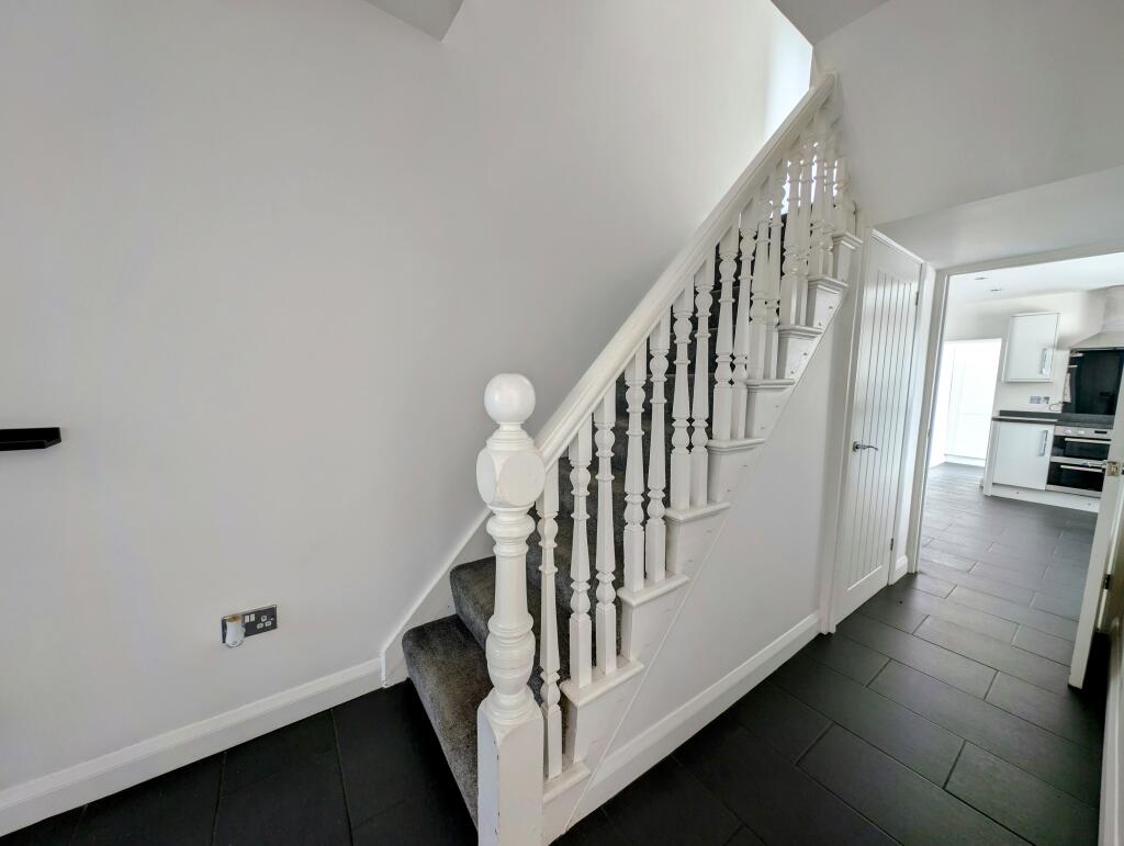 Additional property image - Richmond Road, Caegarw, Mountain Ash, CF45 4AN