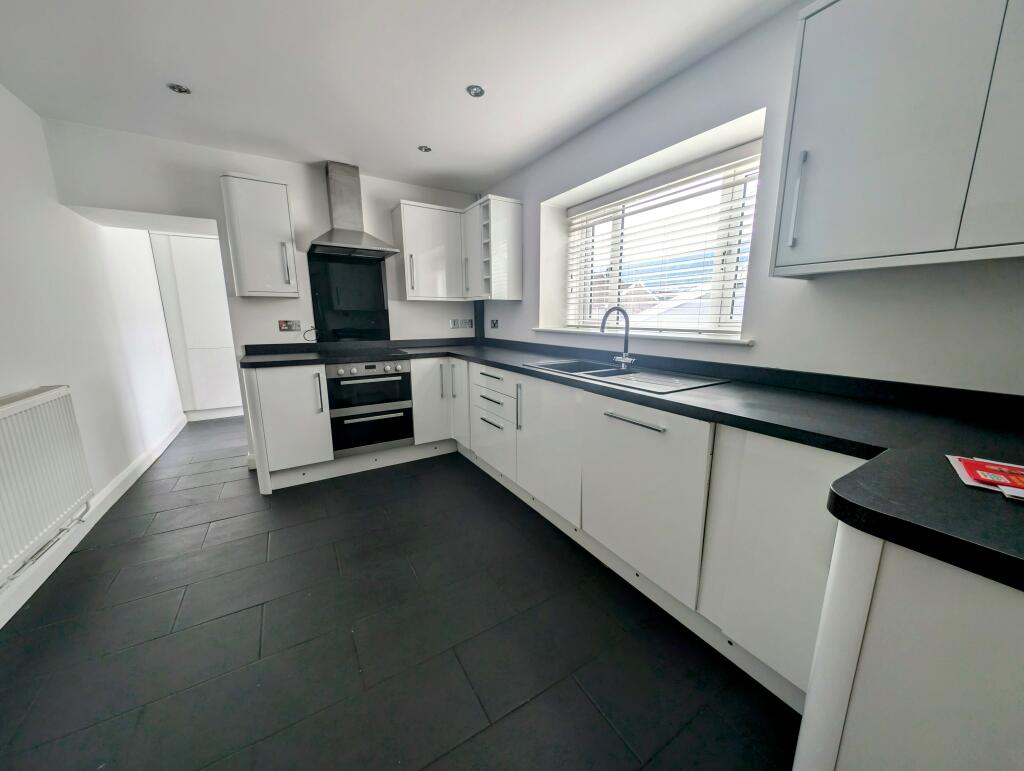 Additional property image - Richmond Road, Caegarw, Mountain Ash, CF45 4AN