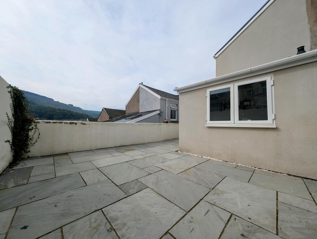 Additional property image - Richmond Road, Caegarw, Mountain Ash, CF45 4AN