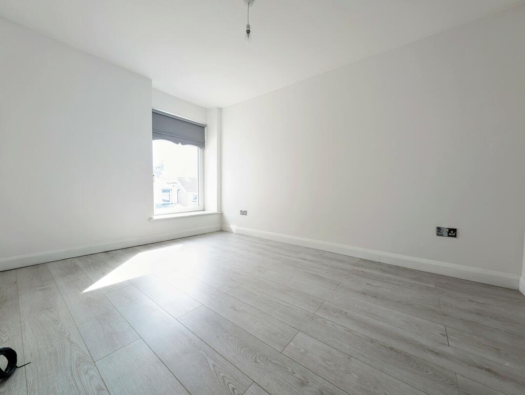 Additional property image - Richmond Road, Caegarw, Mountain Ash, CF45 4AN