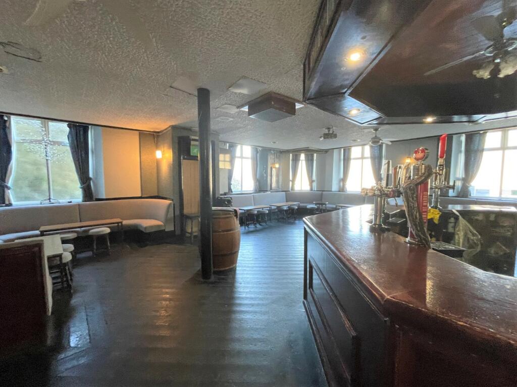 Additional property image - Mount Pleasant Hotel, Mountain Ash, CF45 3UF