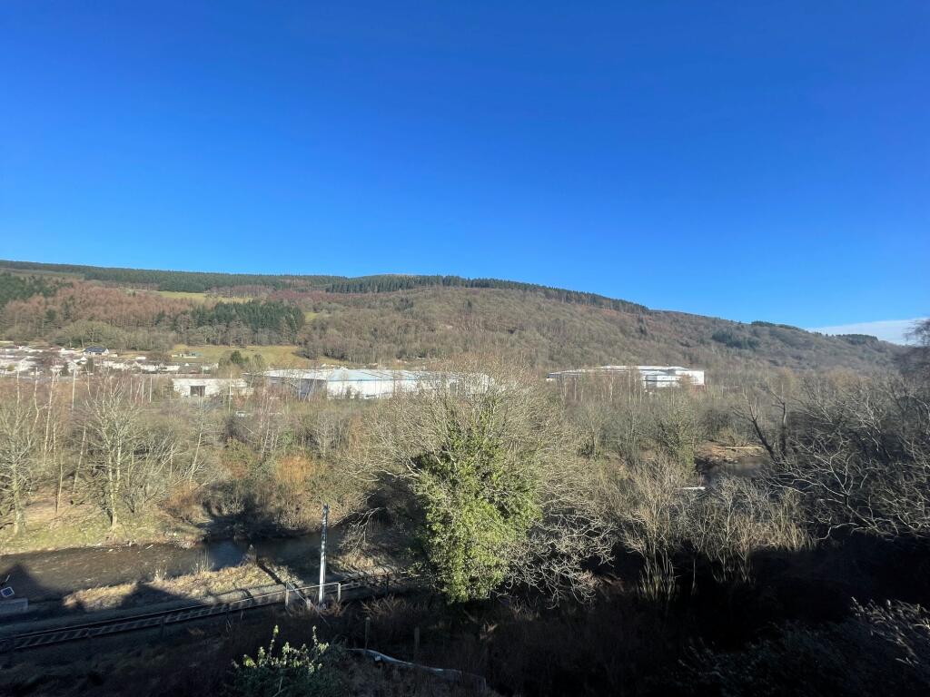 Additional property image - Mount Pleasant Hotel, Mountain Ash, CF45 3UF