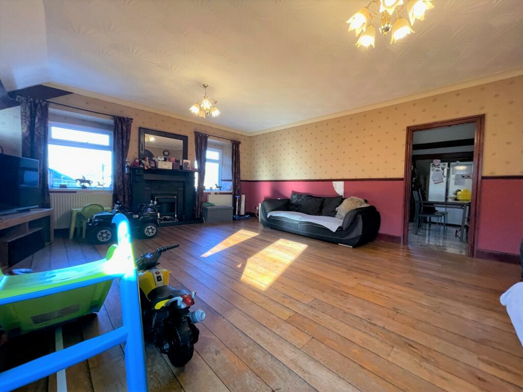 Additional property image - Mount Pleasant Hotel, Mountain Ash, CF45 3UF