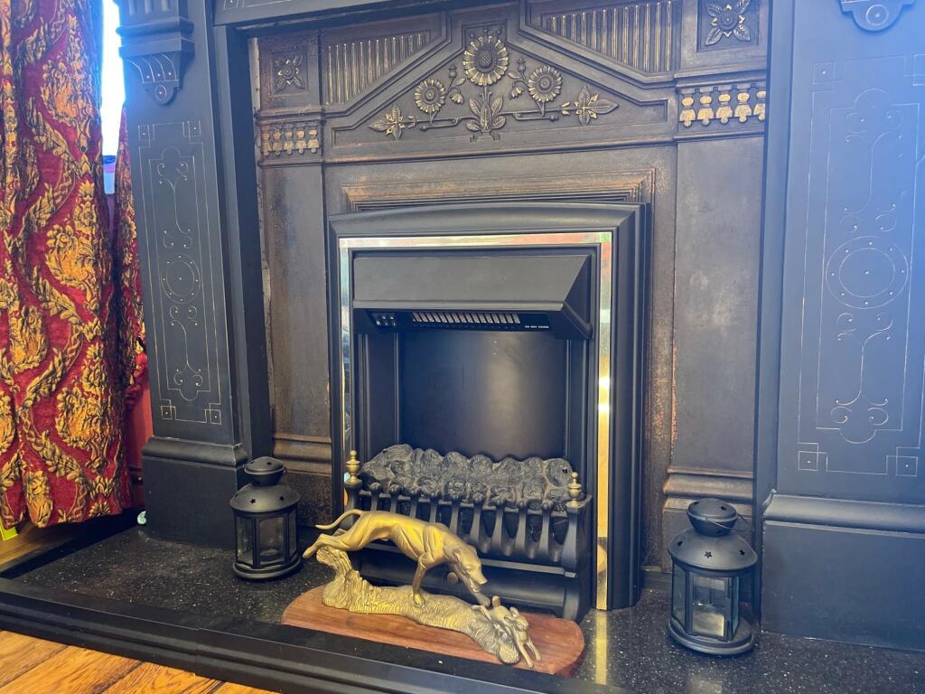 Additional property image - Mount Pleasant Hotel, Mountain Ash, CF45 3UF