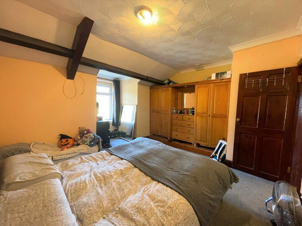 Additional property image - Mount Pleasant Hotel, Mountain Ash, CF45 3UF