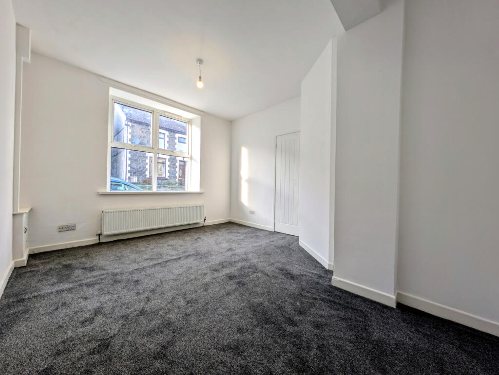 Additional property image - Deri Terrace, Ferndale