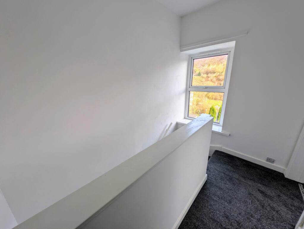 Additional property image - Deri Terrace, Ferndale