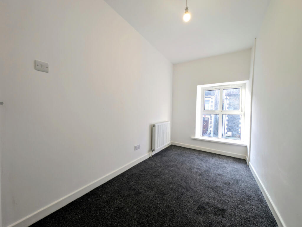Additional property image - Deri Terrace, Ferndale
