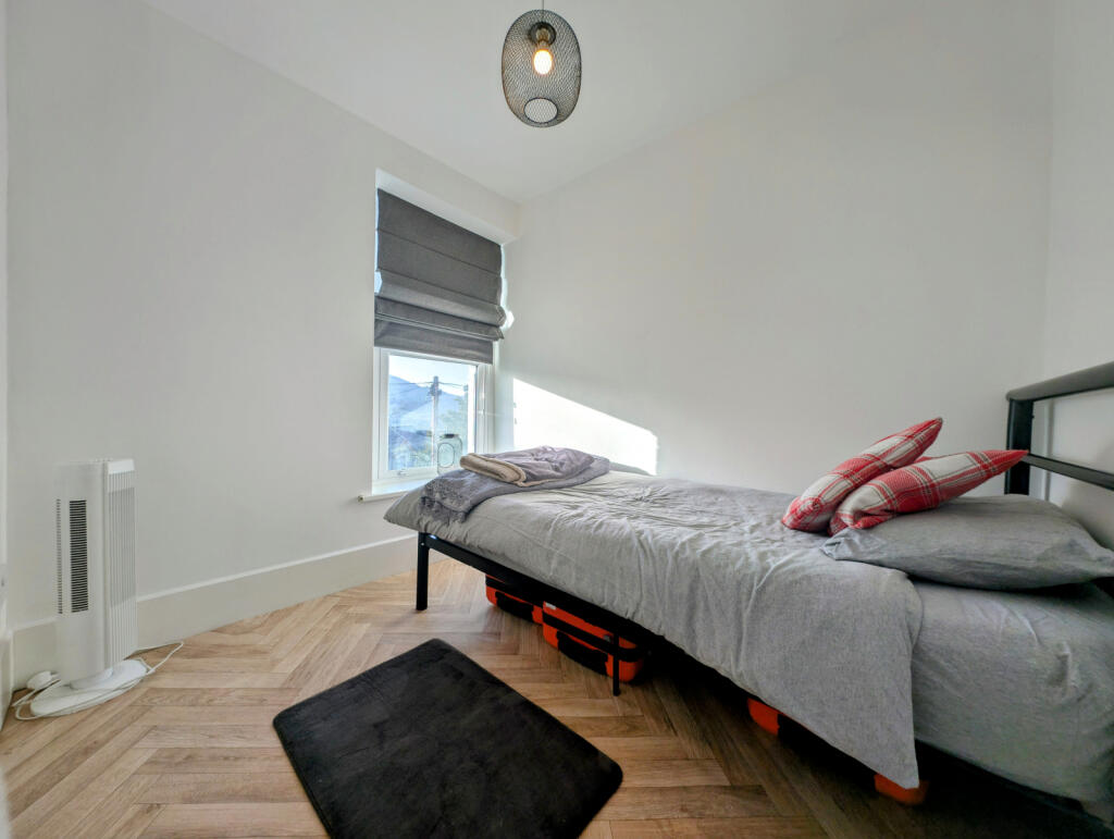 Additional property image - The Triangle, Caegarw