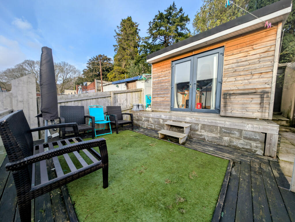 Additional property image - The Triangle, Caegarw