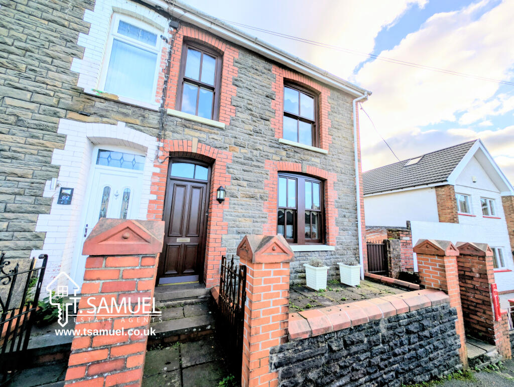Main image of property: Lock Street, Abercynon
