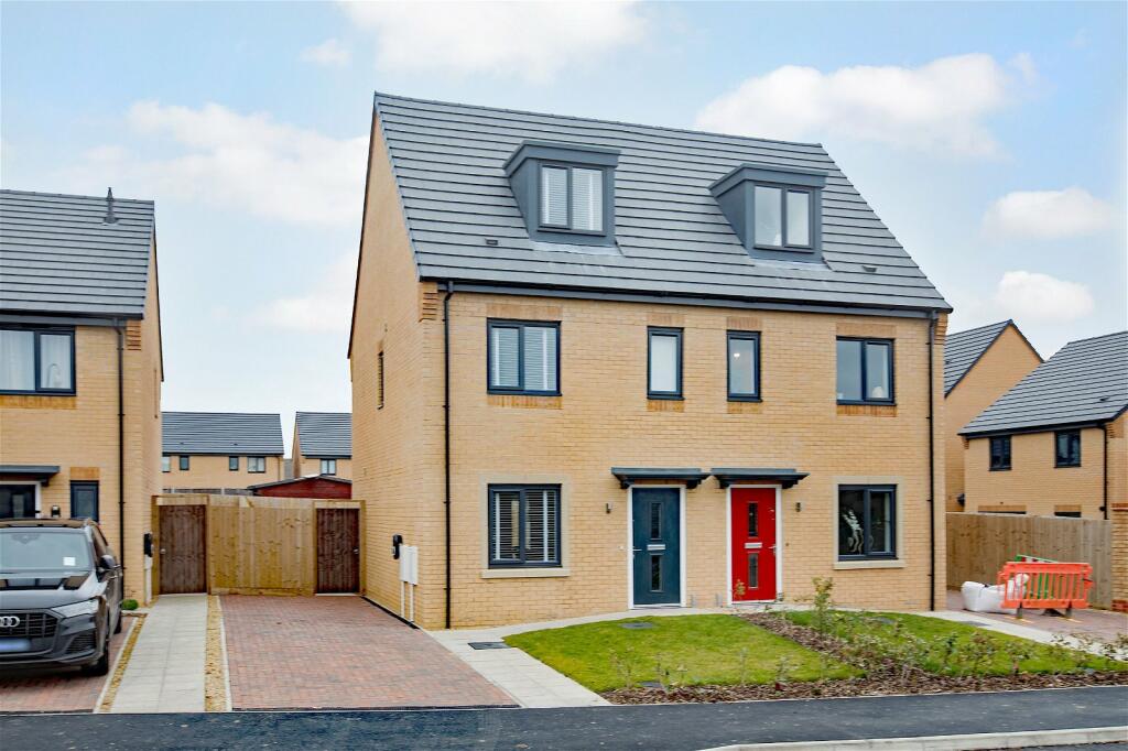 3 bedroom semidetached house for sale in Regents Place, Priors Hall