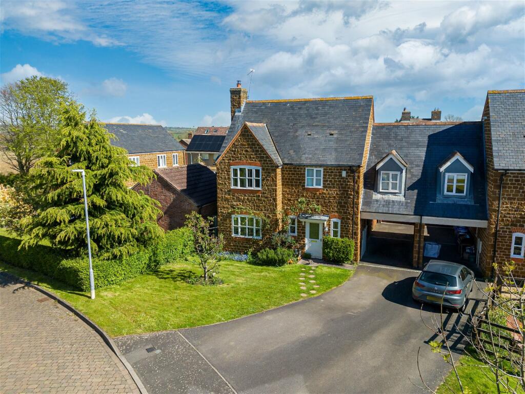 4 bedroom link detached house for sale in Glover Court, Middleton, Market Harborough, LE16 8TQ, LE16