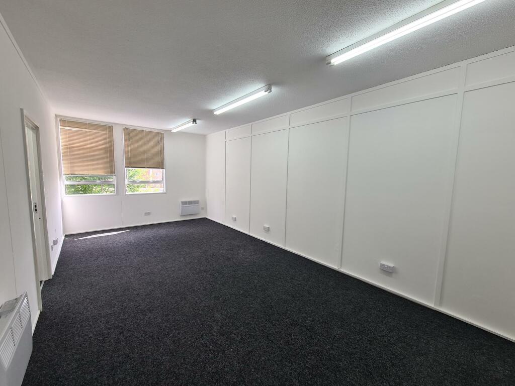 Commercial property for rent in Albemarle Street, HARWICH, CO12