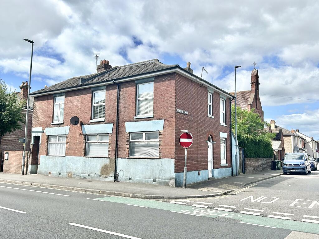 1 bedroom flat for rent in Twyford Avenue, PORTSMOUTH, PO2