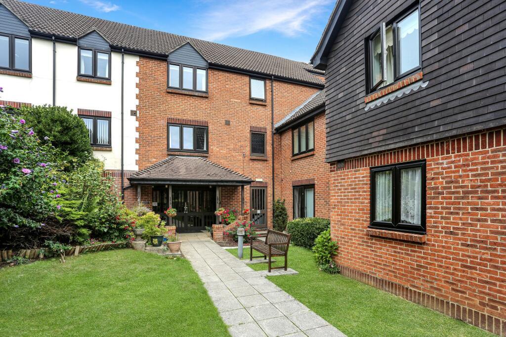 Main image of property: Havant Road, Horndean, WATERLOOVILLE