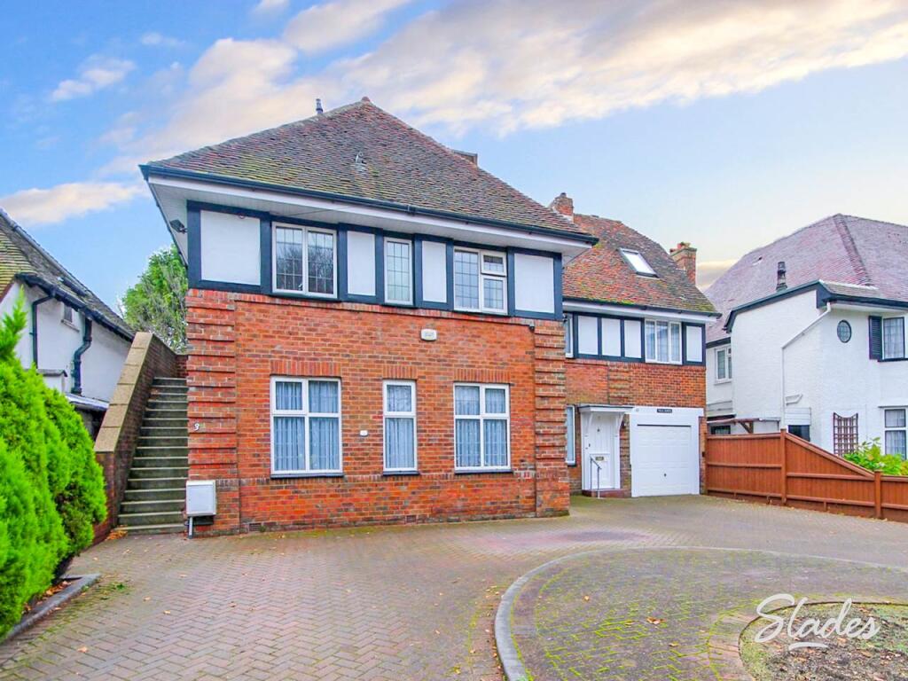 Main image of property: Villamarina, 12 Boscombe Cliff Road, Boscombe Spa