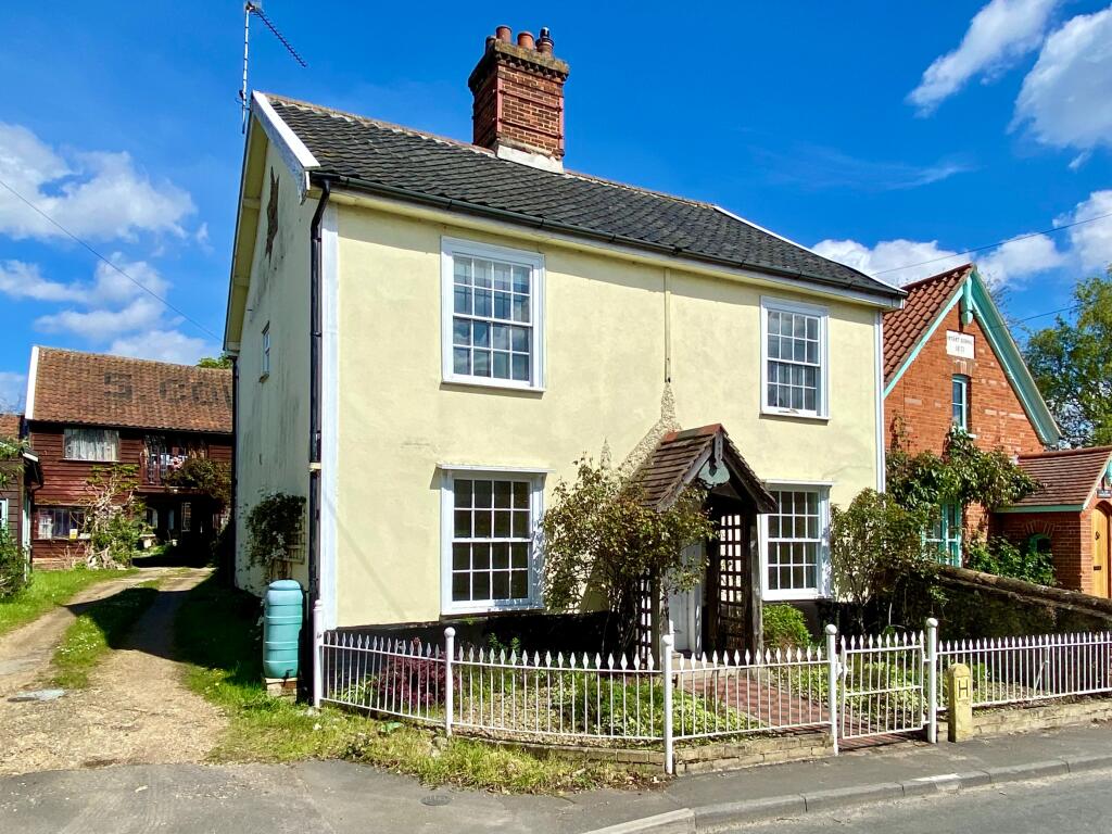 3 bedroom detached house for sale in The Street, Walsham Le Willows, IP31