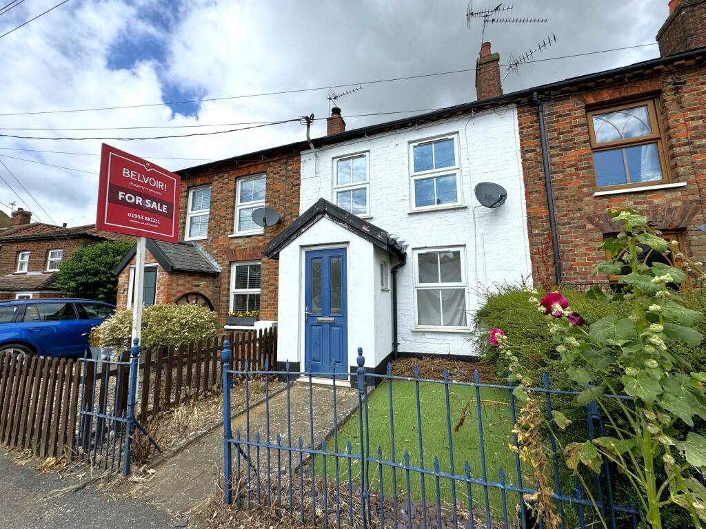 2 bedroom terraced house for sale in Brandon Road, Watton, IP25