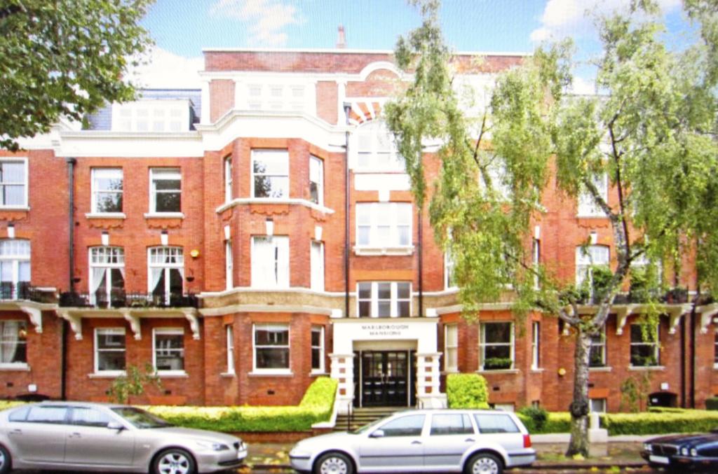 4 bedroom flat for rent in Marlborough Mansions, Cannon Hill, London, NW6