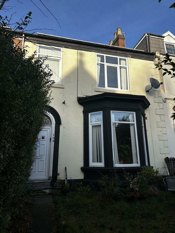 6 bedroom block of apartments for sale in Dodworth Road, Barnsley, S70