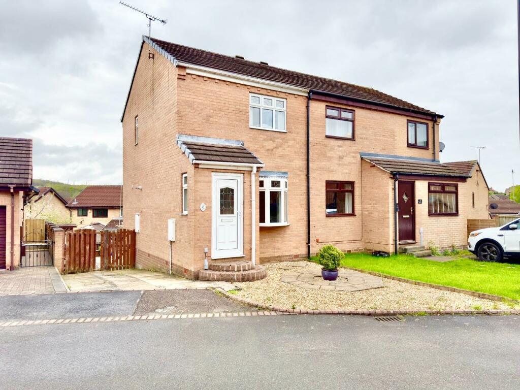 2 bedroom semidetached house for sale in Nether Ley Gardens