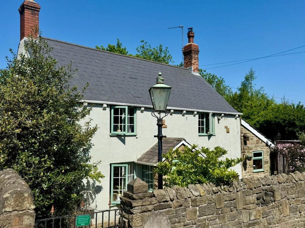 Main image of property: Royston Lane, Barnsley, S71 3EW