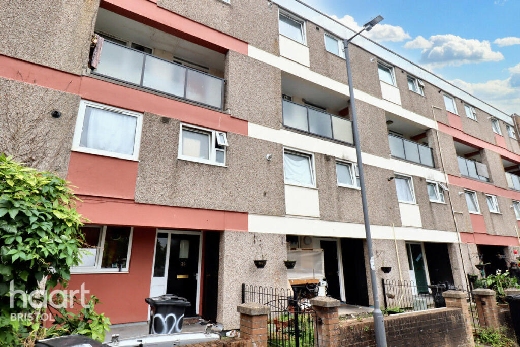 2 bedroom apartment for sale in Ludlow Close, Bristol, BS2