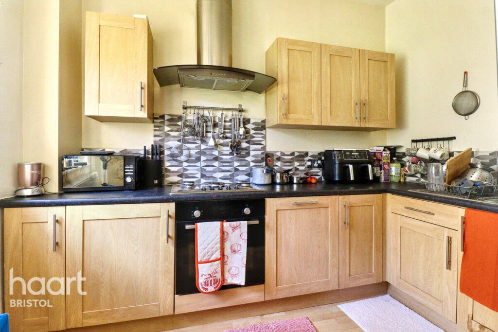 Main image of property: 825 Bath Road, Bristol