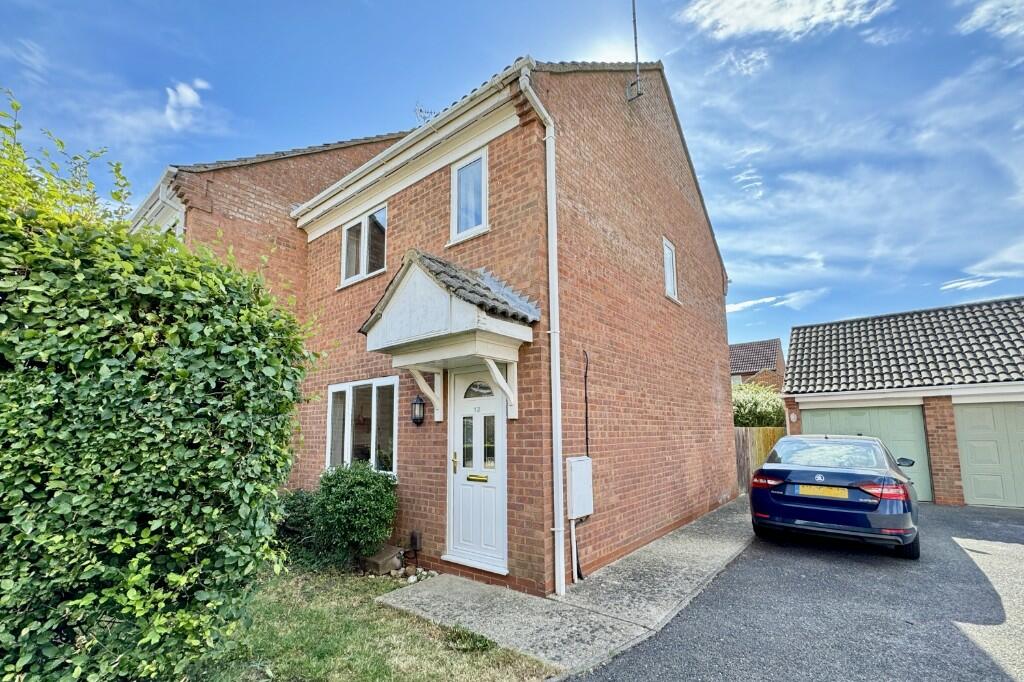 Main image of property: 12 Hudpool, Godmanchester, Cambridgeshire. PE29 2QR