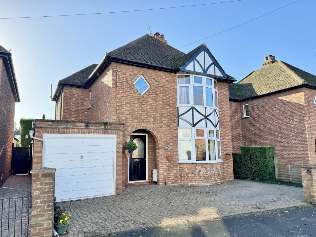 4 bedroom detached house for sale in 28 Cambridge Road, Godmanchester ...