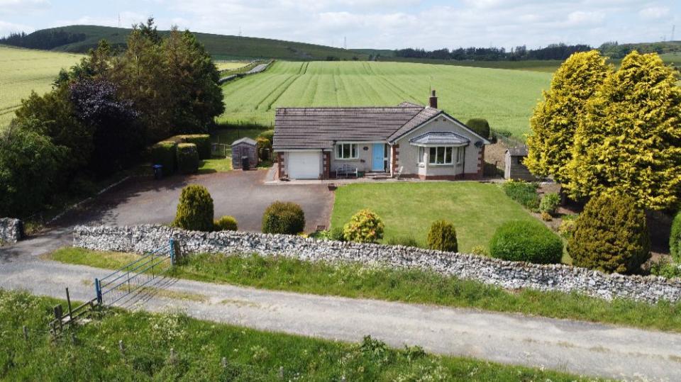 Main image of property: Upper Scaw Mill, Whitehaugh Road
Wilton Dean
Hawick, TD9 7LQ