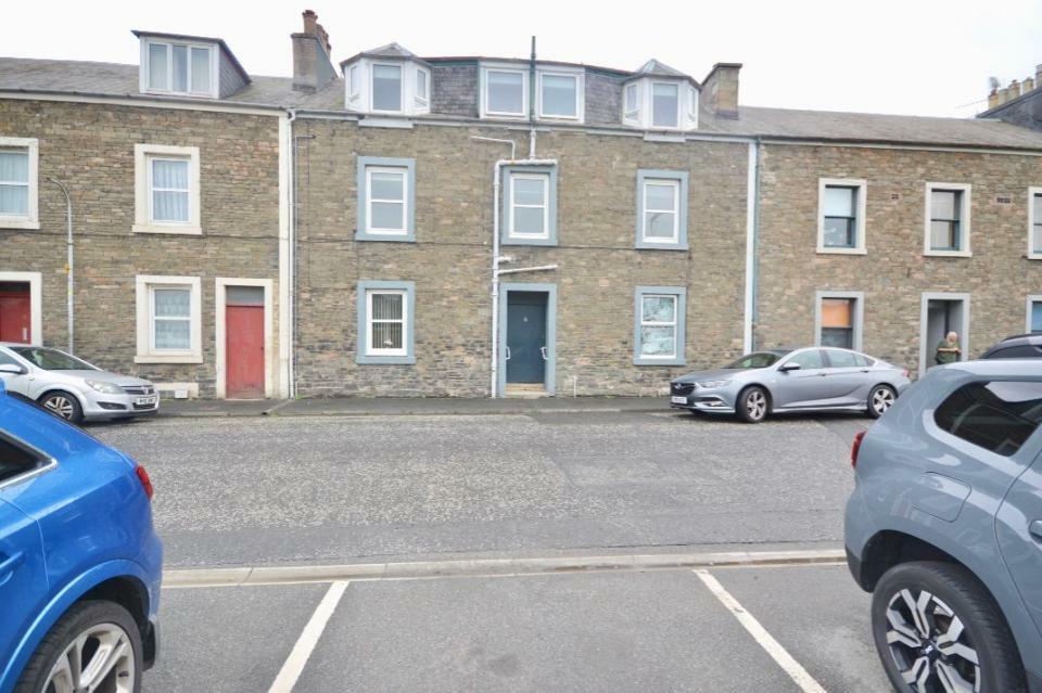 Main image of property: 8/4, Teviot Crescent
Hawick, TD9 9RE