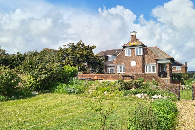 5 bedroom detached house for sale in Palmerston Way, Alverstoke