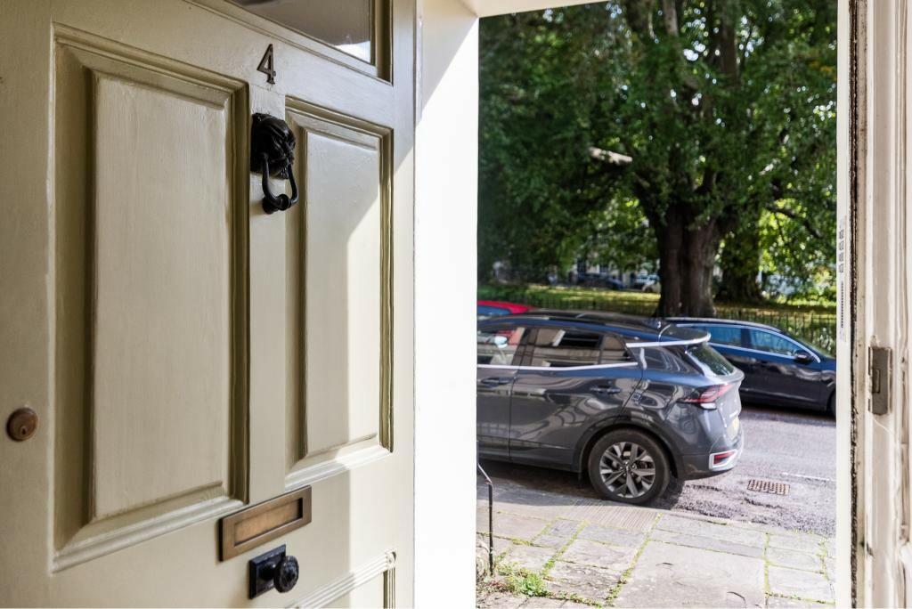 Additional property image - St. James's Square, Bath, BA12TR