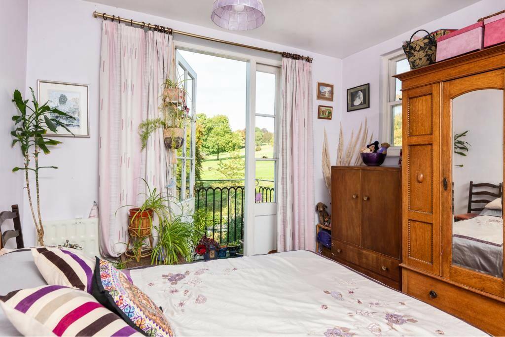 Additional property image - St. James's Square, Bath, BA12TR