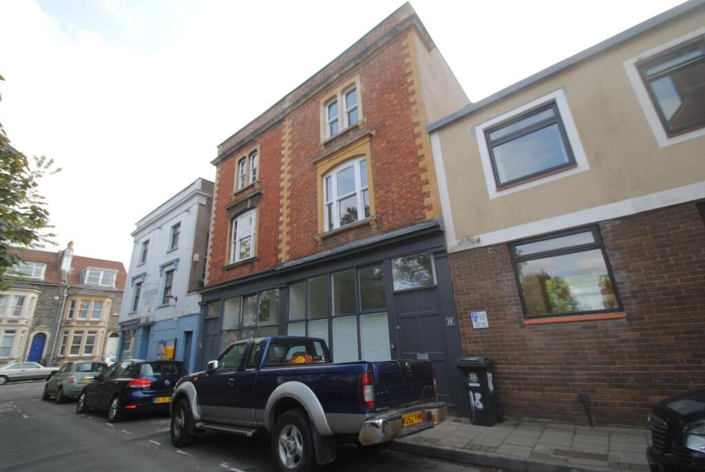 Main image of property: Upper Maisonette, 18 Clevedon Terrace, Bristol, BS65TX