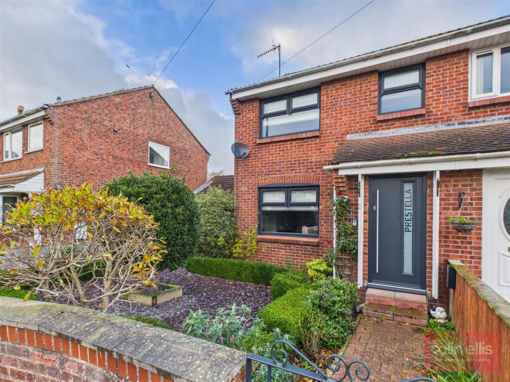 Main image of property: Scarborough Road, Filey