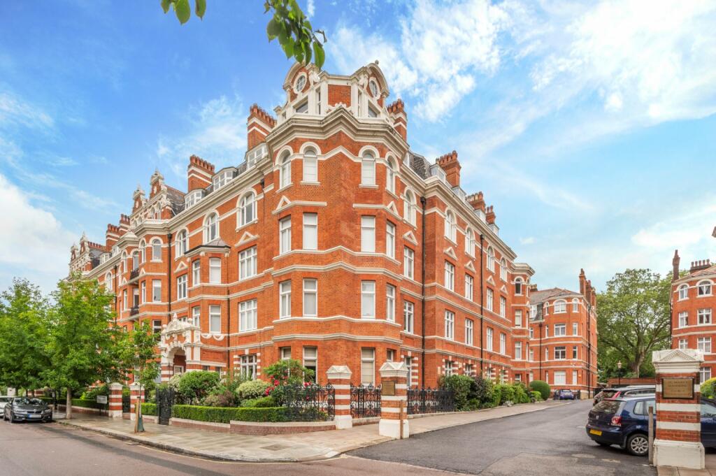 3 bedroom apartment for sale in St Marys Mansions, Maida Vale, St Marys