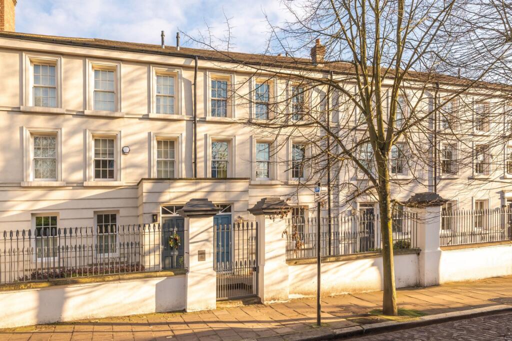 Main image of property: Southwood Lane, Highgate, N6