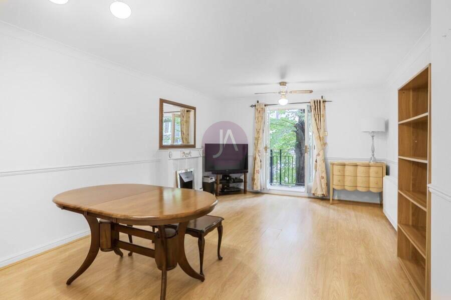 Main image of property: Rushmore House, 73, Russell Road, Kensington, London, W14