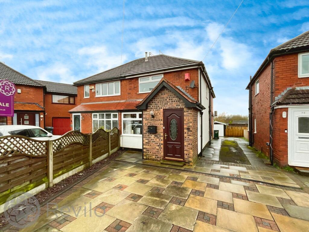 3 bedroom semidetached house for sale in Knowl Road, Rochdale, OL16