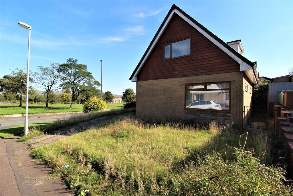 3 bedroom detached house for sale in Dewhirst Way, Syke, Rochdale, OL12